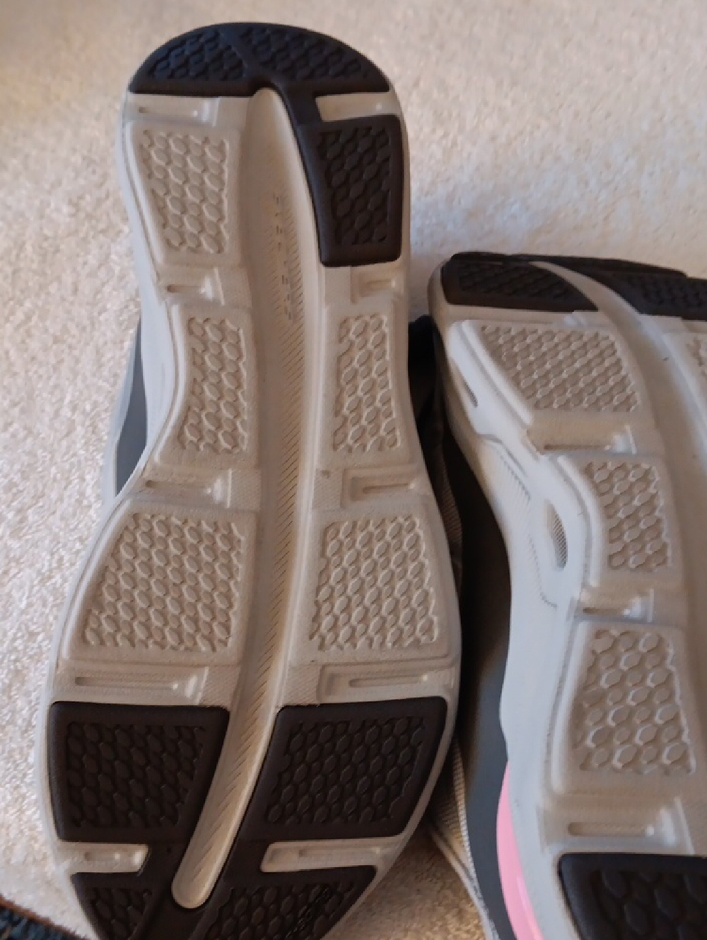 NWOT Skechers Slip Ins Glide Steps - Picture 16 of 16